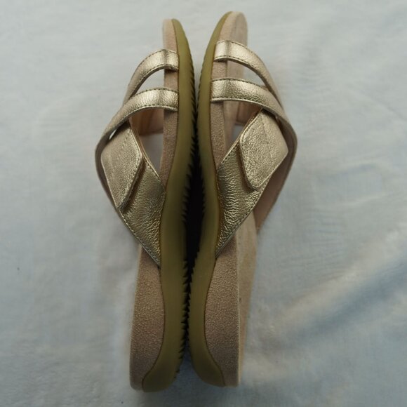 NWOT Vionic Gold Metallic Crisscross Slide Sandals Orthotic Support Womens 9 - Picture 8 of 10
